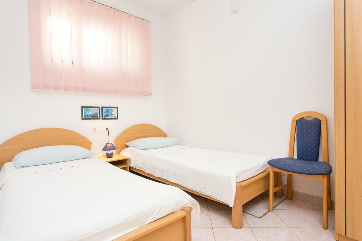 2-Bedroom Apartment 300M From Beach In 푸나트 외부 사진